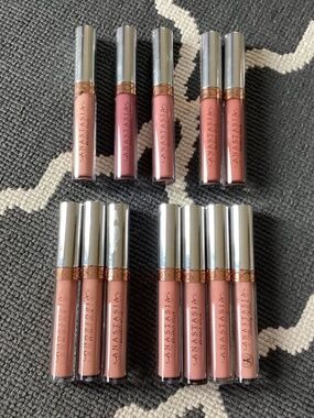 Anastasia Beverly Hills liquid lipstick bundle